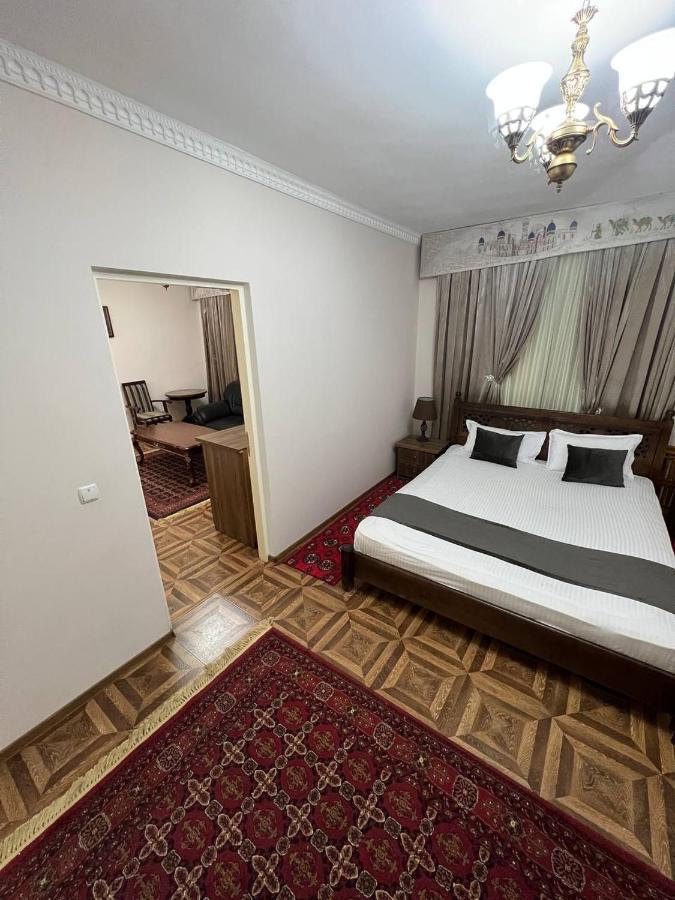 Hôtel Nasyuqel à Boukhara Extérieur photo